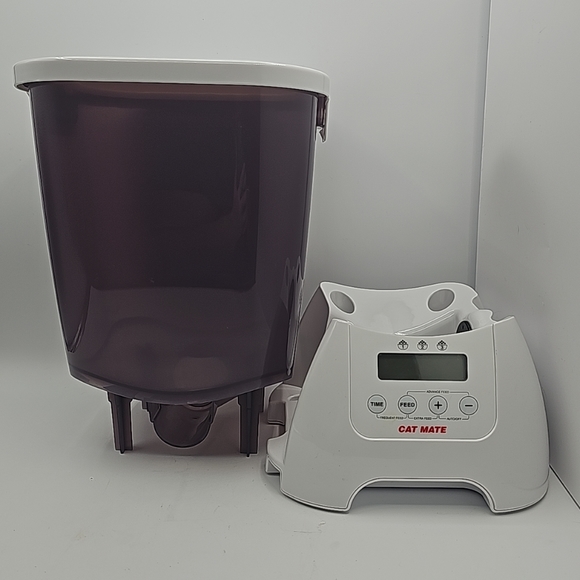 Cat Mate C3000 Automatic Cat Feeder For Dry Food, Timed Cat & Small Dog Feeder - Picture 3 of 12